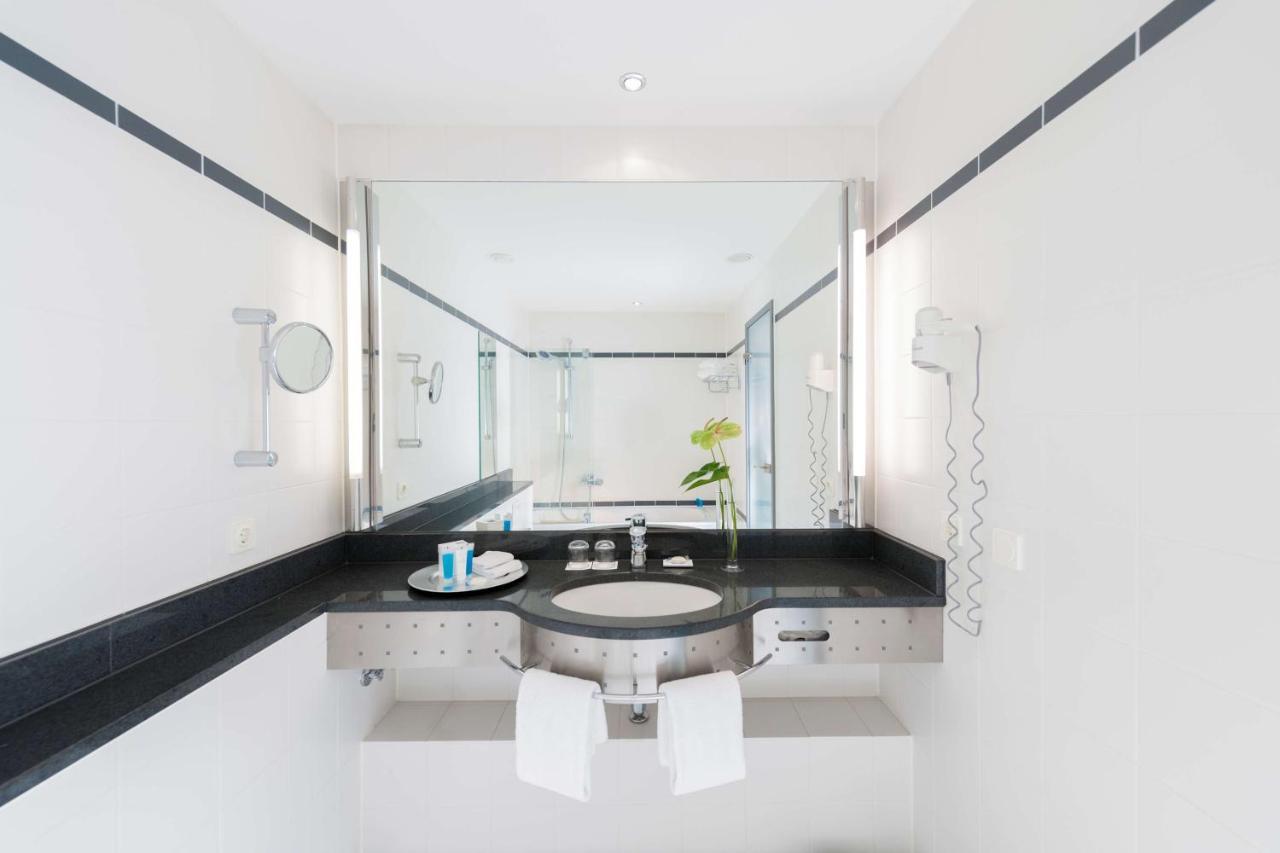 Dorint Pallas Wiesbaden Ngoại thất bức ảnh