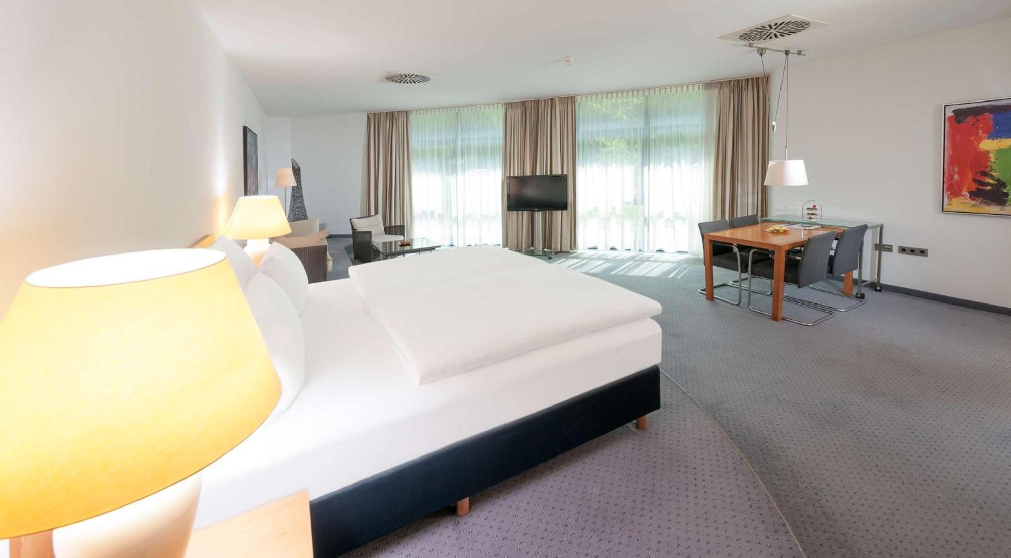 Dorint Pallas Wiesbaden Ngoại thất bức ảnh