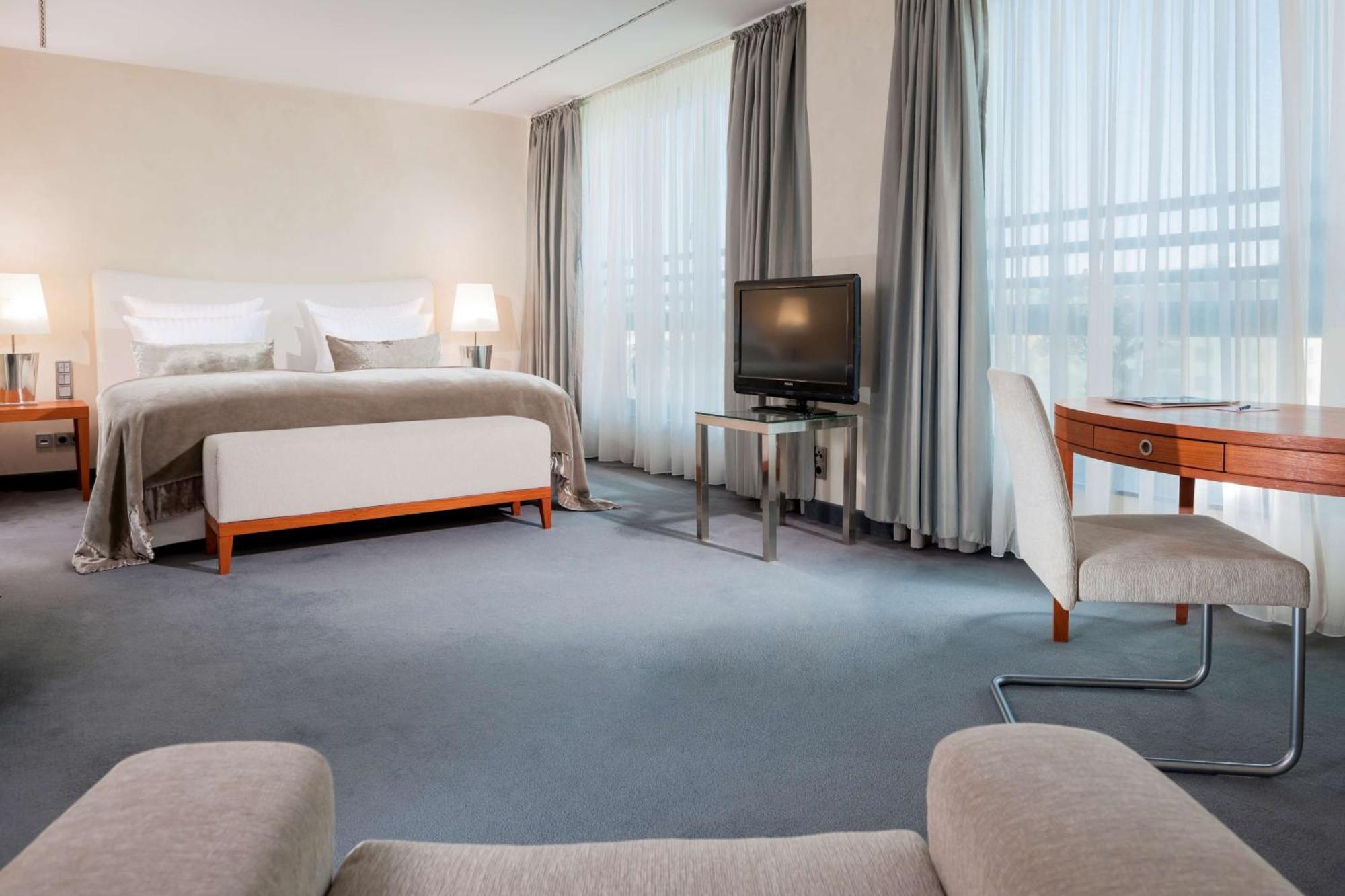 Dorint Pallas Wiesbaden Ngoại thất bức ảnh
