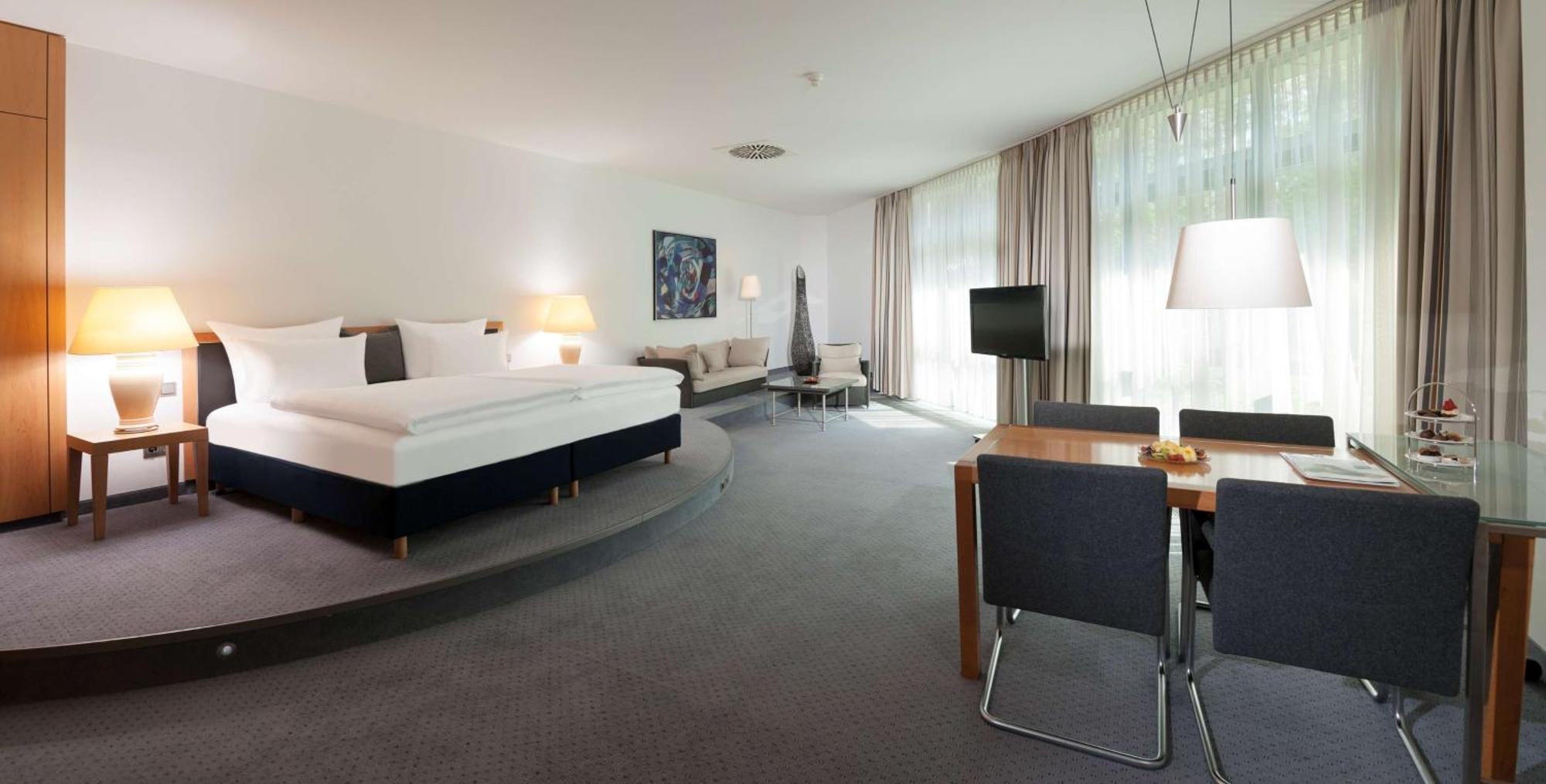 Dorint Pallas Wiesbaden Ngoại thất bức ảnh