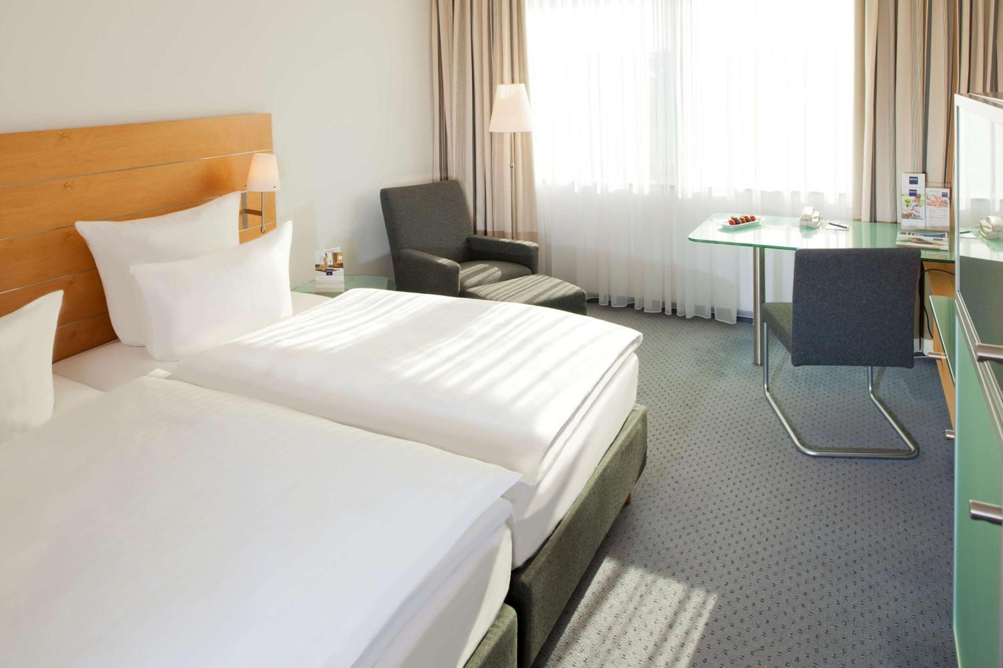 Dorint Pallas Wiesbaden Phòng bức ảnh
