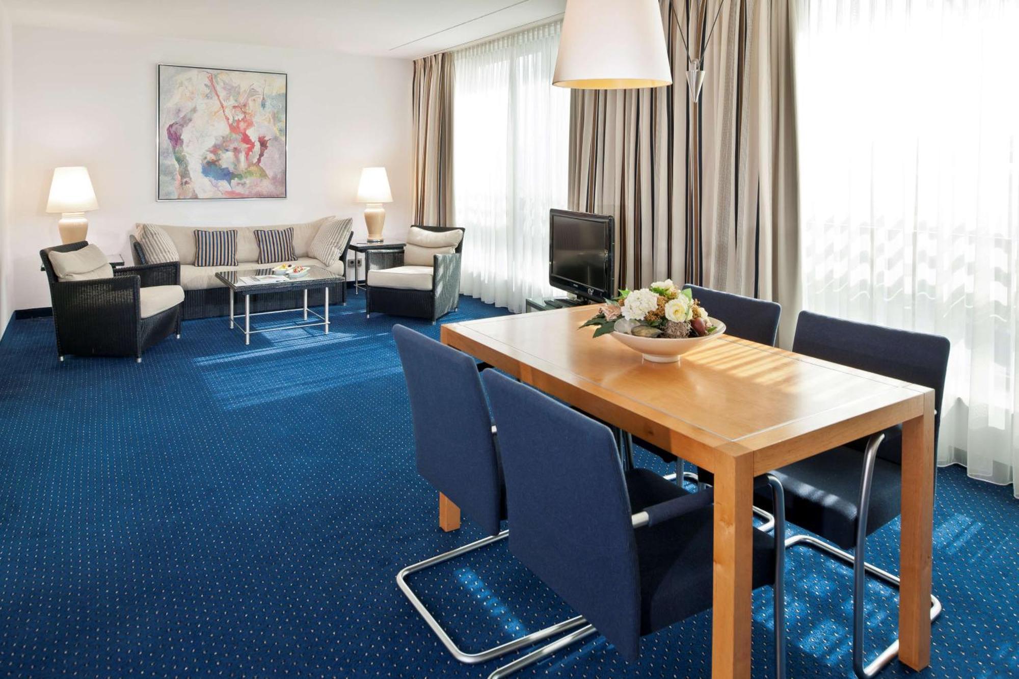 Dorint Pallas Wiesbaden Ngoại thất bức ảnh
