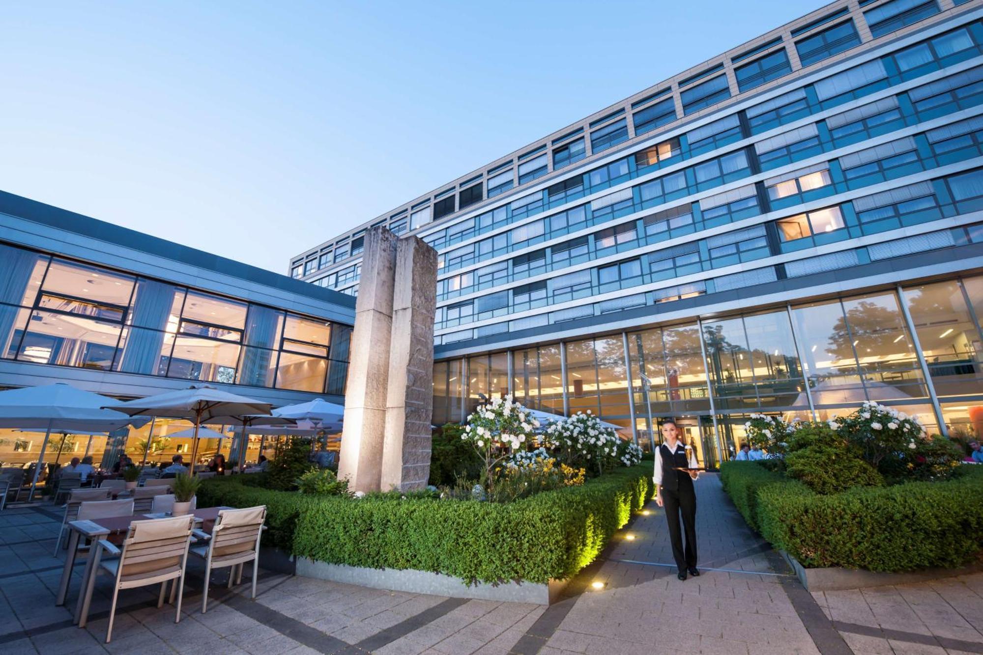Dorint Pallas Wiesbaden Ngoại thất bức ảnh