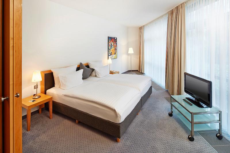 Dorint Pallas Wiesbaden Ngoại thất bức ảnh